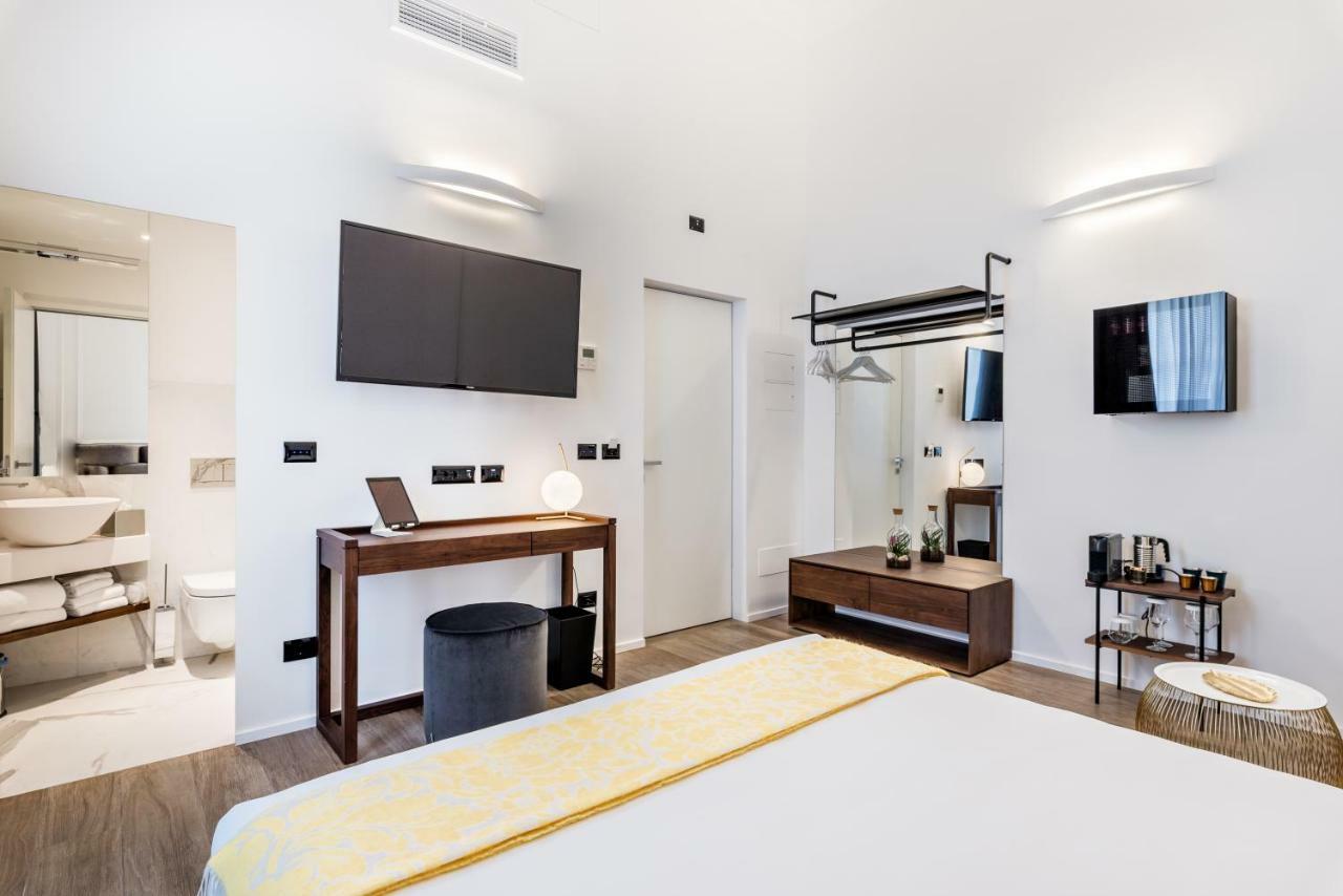 La Spezia By The First - Luxury Rooms & Suites Εξωτερικό φωτογραφία