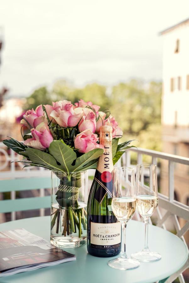 La Spezia By The First - Luxury Rooms & Suites Εξωτερικό φωτογραφία