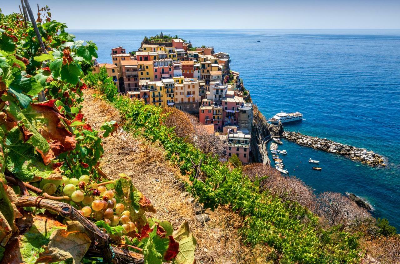 La Spezia By The First - Luxury Rooms & Suites Εξωτερικό φωτογραφία